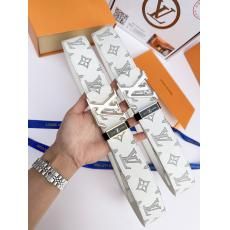 ルイヴィトン LOUIS VUITTON  第一層牛革Belt贈り物 喜ばれる第一選択両面で使用可能38ミリ幅3色 本当に届く工場直営店買ってみた